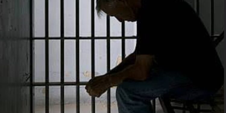 Alami Penggelapan Dana oleh Kuwu Desa Tambelang Cirebon, Balai Desa Resmi Disegel