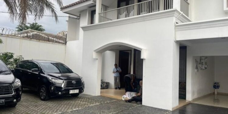 Diduga Aset dari Hasil Korupsi, Rumah Milik Mantan Menteri Pertanian Jakarta Selatan Resmi Disita