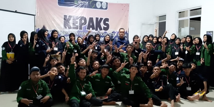 Siswa SMK Ibnu Khaldun, Setiap Tahun Diberikan Penguatan Karakter pada Kegiatan KEPAKS.