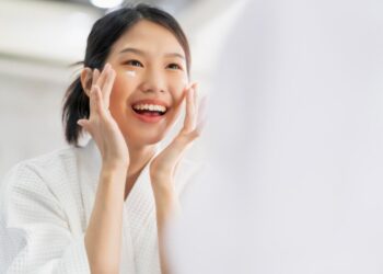 5 Rekomendasi Skincare yang Cocok untuk Semua Jenis Kulit Termasuk Sensitif, Coba Sekarang!