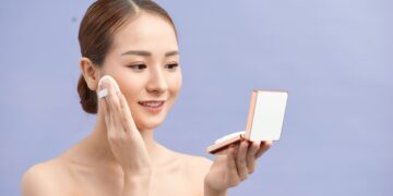 4 Rekomendasi Cushion yang Cocok untuk Kulit Kering, Bantu Hidrasi Kulitmu Hingga 12 Jam!