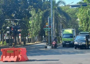 Traffic Light Perempatan Pemkab Cirebon Kembali Berfungsi