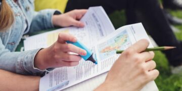 Cara Membuat Literature Review Jurnal