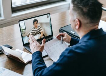 Cara Memahami Gaya Mengajar Dosen yang Keras